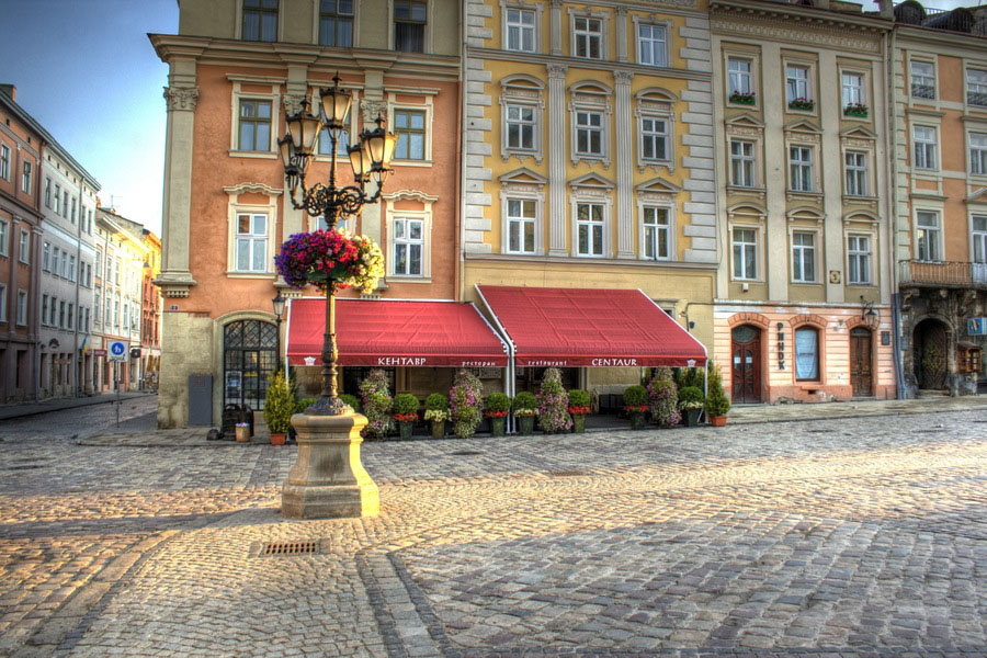 Топ 10 найкрасивіших місць України